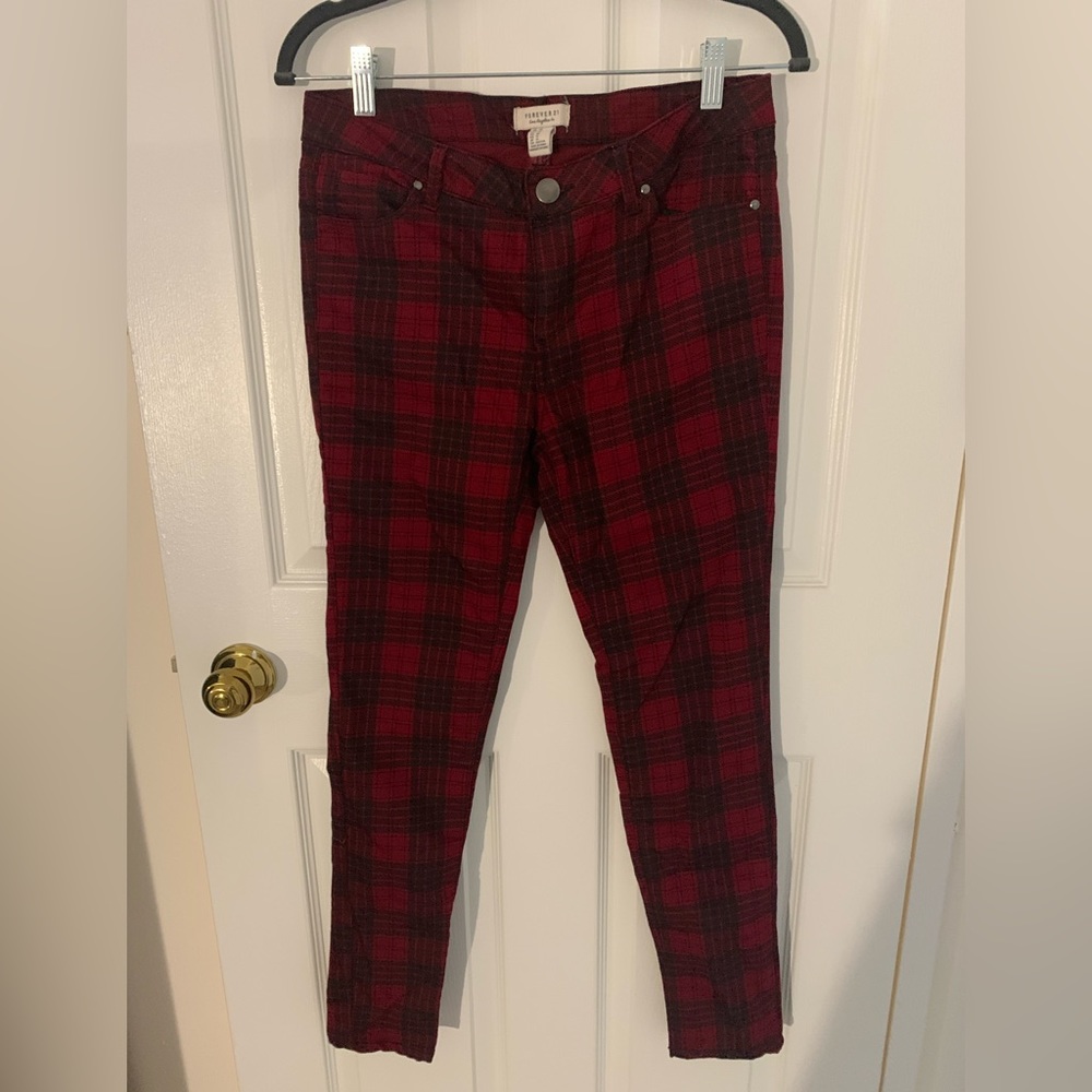 Forever 21 Red and Black Plaid Skinny Pants Size 28